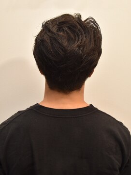 ヘアスタジオヘーフリヒ(HAIR STUDIO HoFLICH) 【ニュアンスミディ】