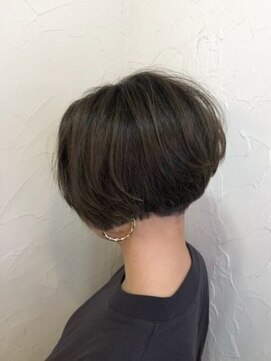 レイール 下北沢(Reir) 【reir下北沢】*ワンサイドショート+アッシュブランジュ*