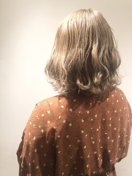 リアン バイ ヘアー(Lien by hair) ミルクティーベージュ