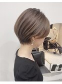 ショートボブ/マロンベージュ/Aライン/かきあげ/前髪［銀座駅］