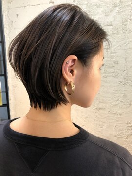 ペネロープ(Penelope) ［新宿］大人ショート/ハンサムショート/アッシュ系