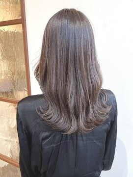 ネオリーブギンザ 銀座店(Neolive GINZA) 人生初の白髪ぼかしハイライト