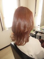 コアフィールフィス(COIFFURE fils)&nbsp;《見附　今町》明るめコーラルピンク　ひし形　セミロング