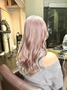 テテ(TETE) ピンクカラー 心斎橋×長堀橋