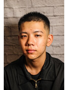 銀座マツナガ 新宿野村ビル店 ボウズスキンフェード