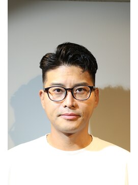 ツーエイチ 新宿(2H) 新宿/ハーフバック/40代メンズヘア