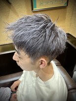 ヒロギンザ 池袋 サンシャイン通り店(HIRO GINZA)&nbsp;グレーシルバー　ダブルカラー　ブリーチカラー　池袋