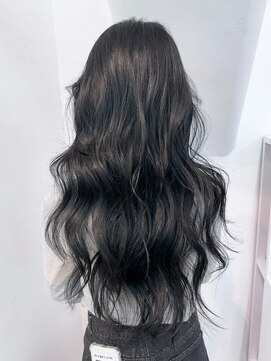 アイティー バイ アルバム 浦和店(IT by ALBUM) ロング顔周りレイヤーくびれヘア_ba536301