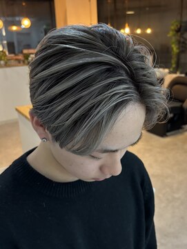 ウル 岡山駅店(ULu.) メンズバレイヤージュセンターパートブリーチデザインカラー岡山