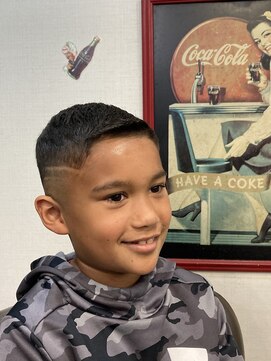 イマジョウヘッドストア(IMAJO HEAD STORE) フェード +ライン入れ