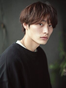 ブラウンカラー マッシュショート ニュアンスパーマ 20代