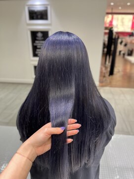ビーハイブアヴェダ PARCO2店(BEHIVE AVEDA) ネイビーブルー【三橋由奈】