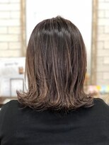 アズビー(azBBB)&nbsp;【佐賀/ａｚＢＢＢ】外国人風Ｗ３Ｄカラー×ミディアムレングス