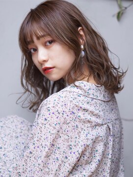 アトリエ フェム(atelier.fem) ニュートラルなニュアンスがカワイイモーブグレージュ×ウェーブ