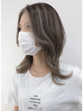 ジゼル(gisele) （稲毛）ホワイトハイライト