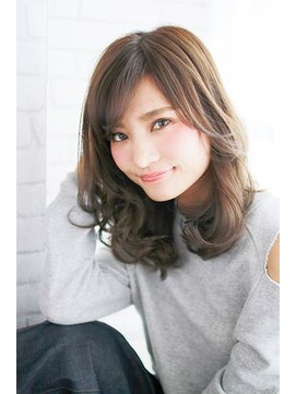 プティルカ(PutiLuca D.C.) 透明感ゆるふわカール