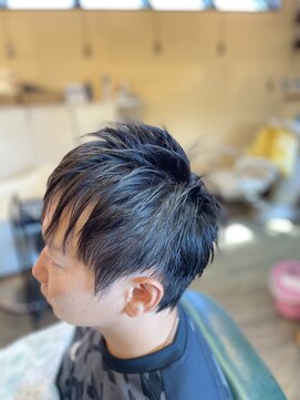 ヘア ファミーユ(hair famille f) ショートスタイル