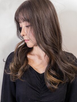オーストヘアジジ(Aust hair Gigi) 大人かわいい、イヤリングカラーの韓国風ワンホンヘア