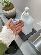 【入店されたらまずは手指消毒◎】