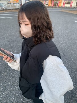 アンジュール ヒルズ(UNJOUR HILLS) 切りっぱなしボブ×パーマ