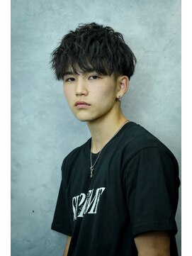 クロムトウキョウ ザ バーバー 新宿本店(CHROM TOKYO the Barber) ツーブロックマッシュツイスパ 新宿/代々木/メンズカット 20代