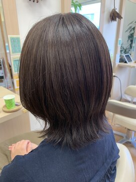 アメイジングヘアー 中沢店(AMAZING HAIR) 外はねミディアム/くびれ/レイヤー/ニュアンスカラー/ベージュ