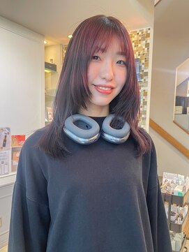 ネオリーブアイム 横浜西口店(Neolive aim) 周りと差の付く個性派デザイン、ボーダーカラー横浜【成田】