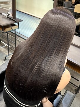 アイコニック 天神店(ICONIQ) 【髪質改善】艶髪/ULTOWAトリートメント/美髪/ストレート