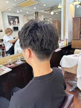 シャンプーボーイアネックス(SHAMPOO BOY Annex) 縦落ちツイストスパイラルパーマ　メンズマッシュ　佐世保