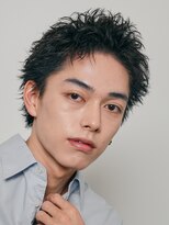 フィフス 原宿(fifth)&nbsp;原宿ツイストスパイラルパーマメンズ黒髪スパイキーショート30代