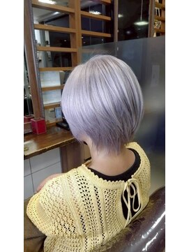ヘアークリアー 草加 ラベンダーグレイ・シルキーショート30代40代