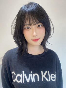 シー(SEA) ふわっと盛れる♪レイヤーロブ