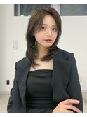 顔まわりレイヤー 韓国ヘア くびれヘア アッシュカラー