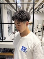 ホワイト(WHITE)&nbsp;ショートアップバング