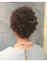 ロジェ(loje)&nbsp;【LOJE】たっぷり編み込みのキレイめアップ★