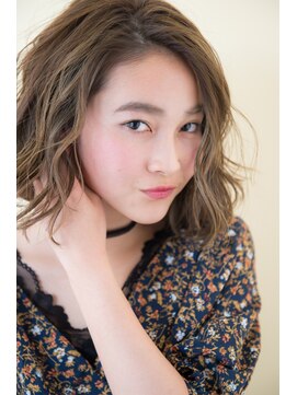 ワン 横浜(ONE005) ウエーブ　ボブ【ONE005横浜】