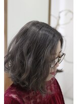アンアンアヴェダ 沖縄ライカム店(anan aveda) コテ巻ウエーブが似合うグレージュ