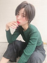 オーロ(ORO)&nbsp;透明感のあるショコラベージュかきあげ前髪マッシュショート