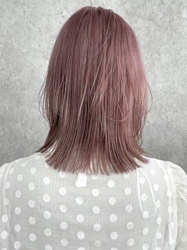 サンク 原宿 表参道(cinq) ピンクベージュボブルフ　ブリーチハイトーン外ハネレイヤーロブ