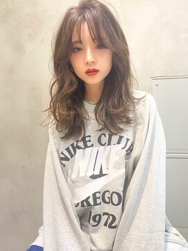 エース (ACE) 韓国風顔周りレイヤー×くびれヘア×透明感カラー