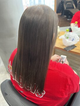 リーオオサカ(Lee Osaka) アッシュブラウン×東芽生