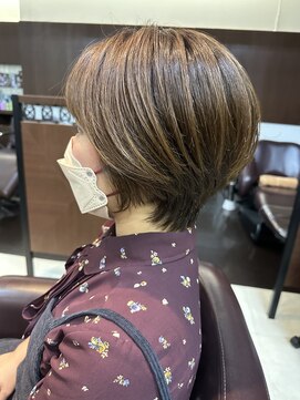 ムース 福島市店(Mousse-88-) ひし形 ショートボブ オリーブベージュ