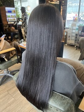 インデペンデンス(independence) グレージュカラー