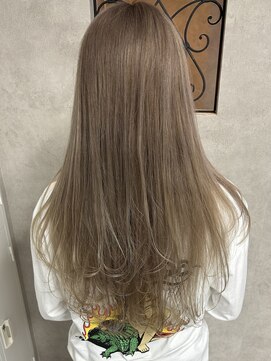 ルノン(LUNON) ミルクティーベージュ/ハイトーン/レイヤーカット/ブリーチ/韓国