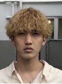 波巻きパーマメンズマッシュウルフカットツイストパーマ刈り上げ