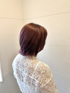 ヴィラ 川西店(Villa) 20代30代大人可愛いピンクベージュ