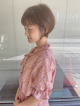 ヘアー アンド ビューティー リル(rille) ショートボブ【石附】