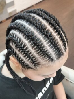 【はりまや橋駅徒歩3分】ヘア飾りの持ち込みOK♪コーンロウ/ブレイズ/特殊系ヘアセットも可能◎