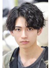 メンズエルサ 神戸三宮(MEN'S ELSA)&nbsp;ツイスパ シャドウ 無造作カール ブルーブラック