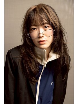 目を引くネオモードデザイン【HARUNA】